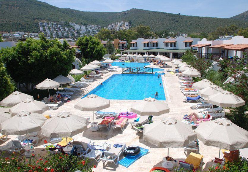 Izer Hotel Beach Club Τόρμπα Εξωτερικό φωτογραφία