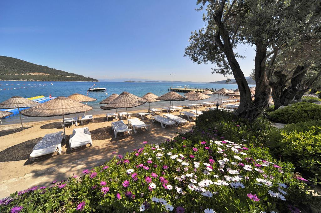 Izer Hotel Beach Club Τόρμπα Εξωτερικό φωτογραφία