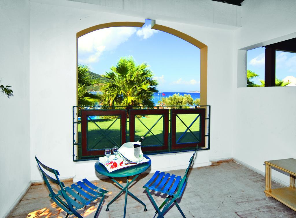 Izer Hotel Beach Club Τόρμπα Εξωτερικό φωτογραφία