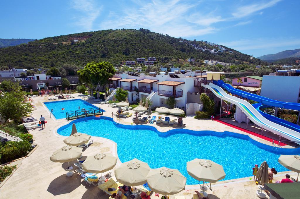 Izer Hotel Beach Club Τόρμπα Εξωτερικό φωτογραφία