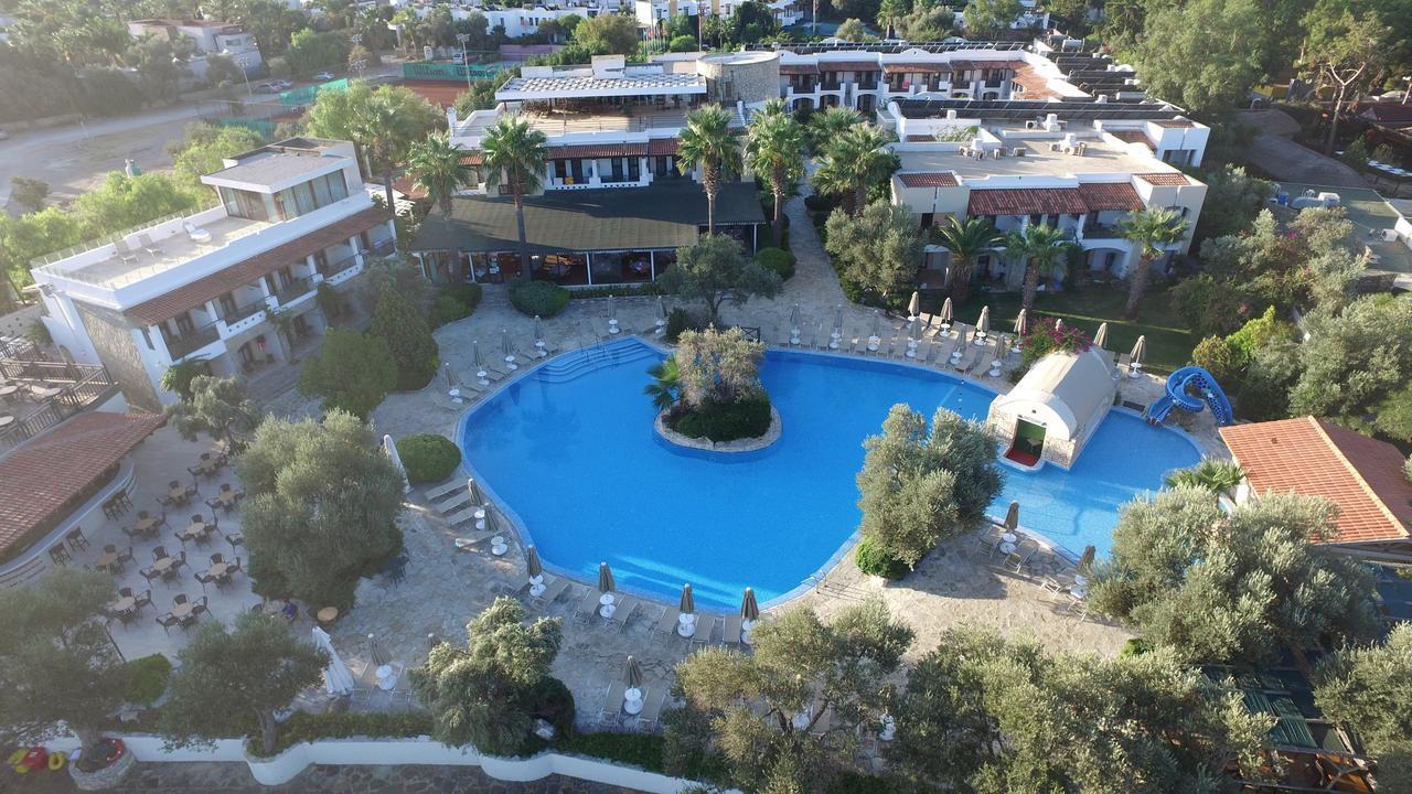 Izer Hotel Beach Club Τόρμπα Εξωτερικό φωτογραφία