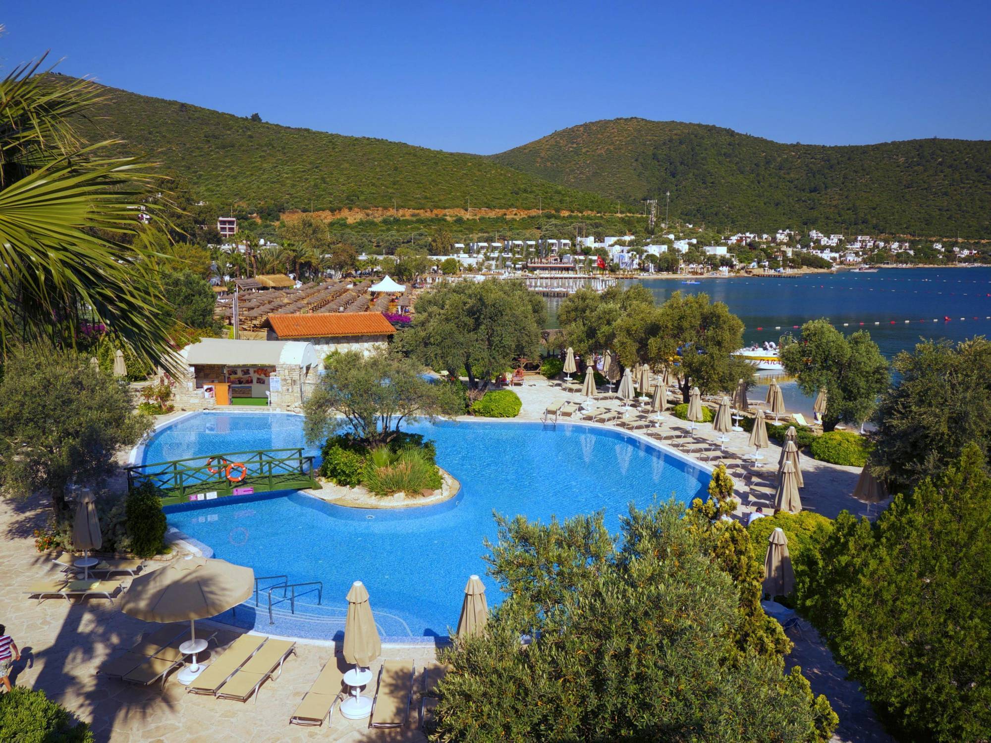 Izer Hotel Beach Club Τόρμπα Εξωτερικό φωτογραφία